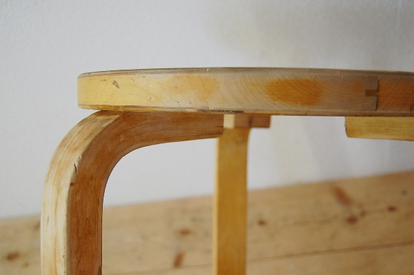 北欧家具　アルヴァ・アアルト　Alvar　Aalto　スツール60