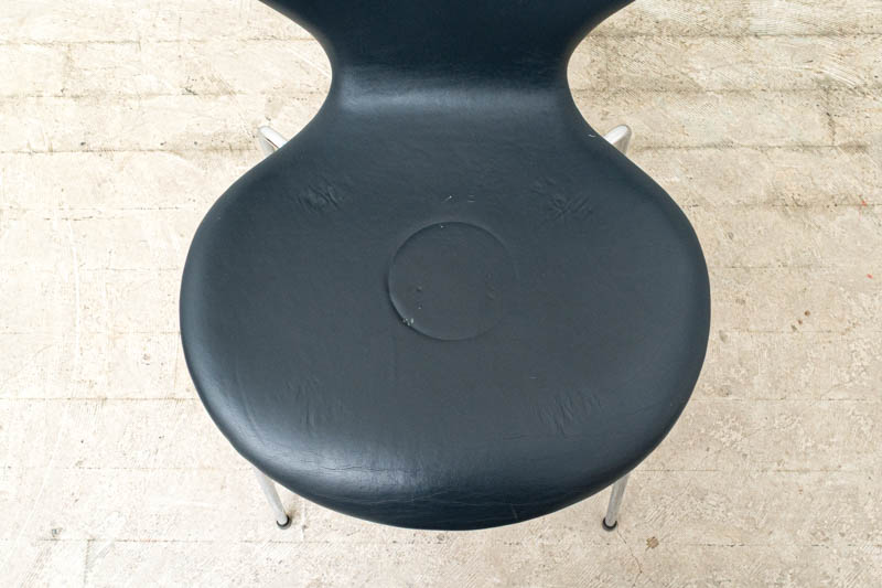 北欧家具　アルネ・ヤコブセン　アントチェア　