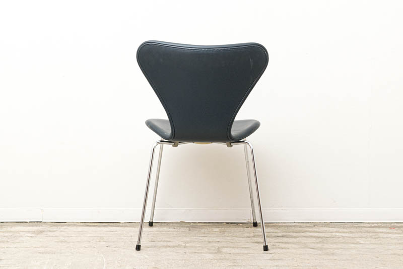 北欧家具　アルネ・ヤコブセン　アントチェア　