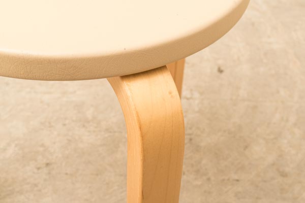 北欧家具　アルヴァ・アアルト　Alvar　Aalto　スツール60