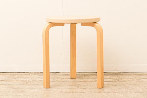 北欧家具　アルヴァ・アアルト　Alvar　Aalto　スツール60