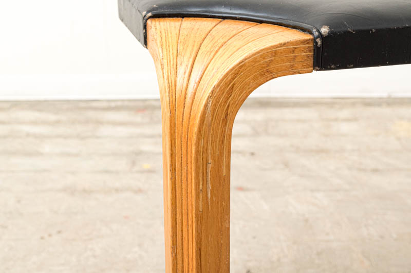 北欧家具　アルヴァ・アアルト　Alvar　Aalto　スツール60