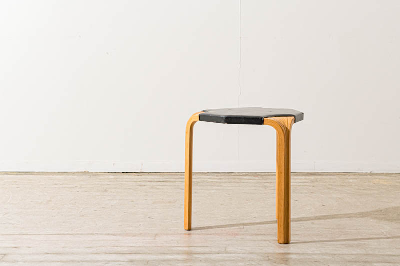 北欧家具　アルヴァ・アアルト　Alvar　Aalto　スツール60