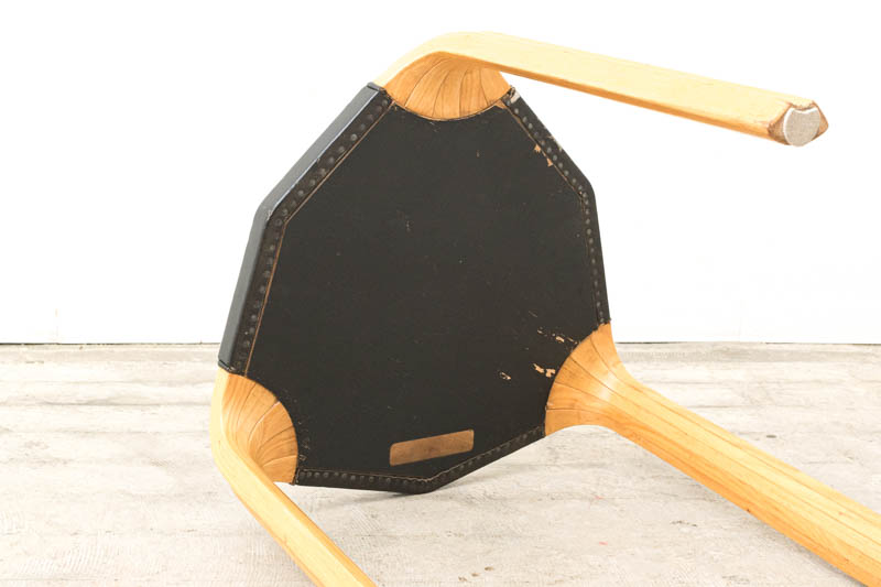 北欧家具　アルヴァ・アアルト　Alvar　Aalto　スツール60