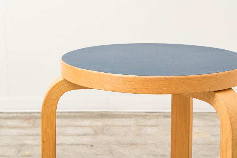 北欧家具　アルヴァ・アアルト　Alvar　Aalto　スツール60