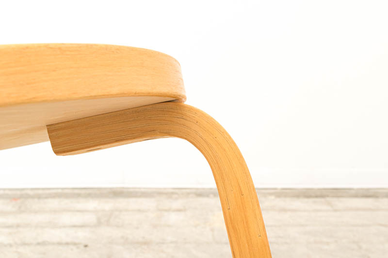 北欧家具　アルヴァ・アアルト　Alvar　Aalto　スツール60