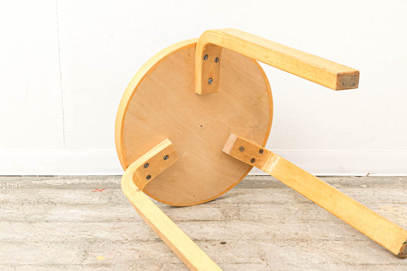 北欧家具　アルヴァ・アアルト　Alvar　Aalto　スツール60
