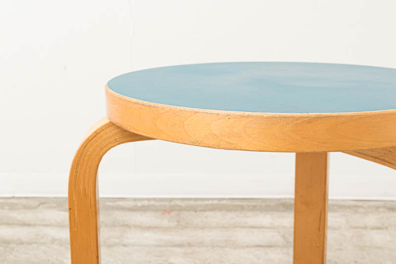 北欧家具　アルヴァ・アアルト　Alvar　Aalto　スツール60