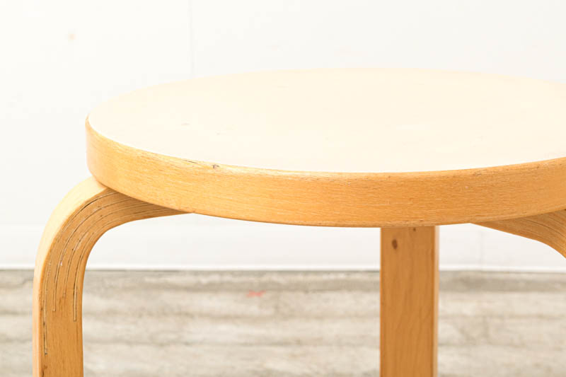 北欧家具　アルヴァ・アアルト　Alvar　Aalto　スツール60
