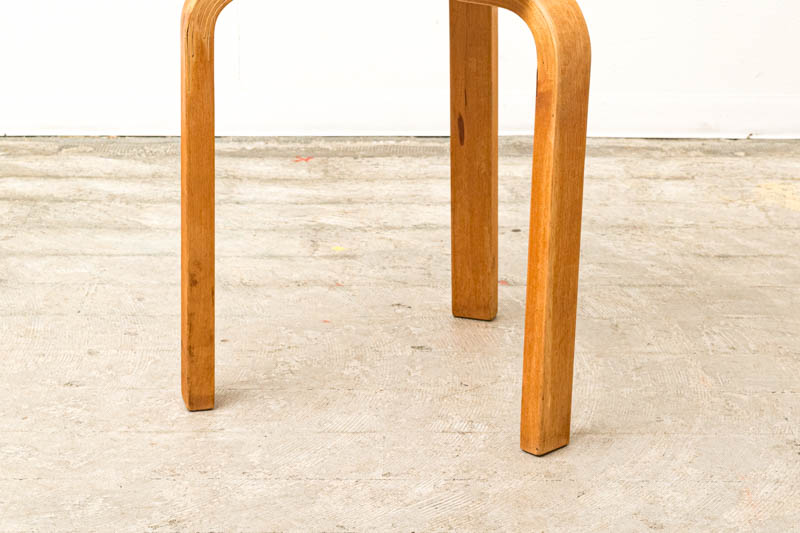 北欧家具　アルヴァ・アアルト　Alvar　Aalto　スツール60