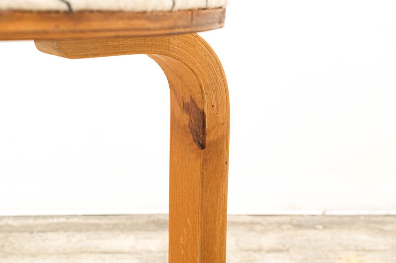 北欧家具　アルヴァ・アアルト　Alvar　Aalto　スツール60