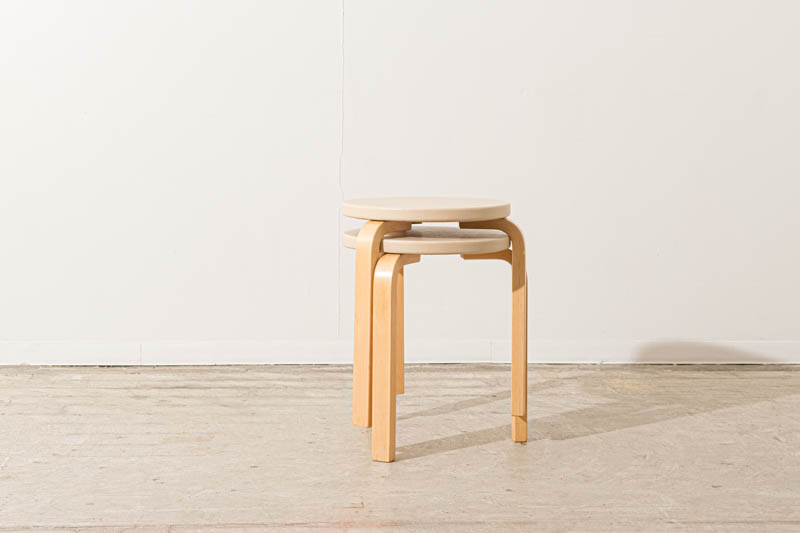 北欧家具　アルヴァ・アアルト　Alvar　Aalto　スツール60