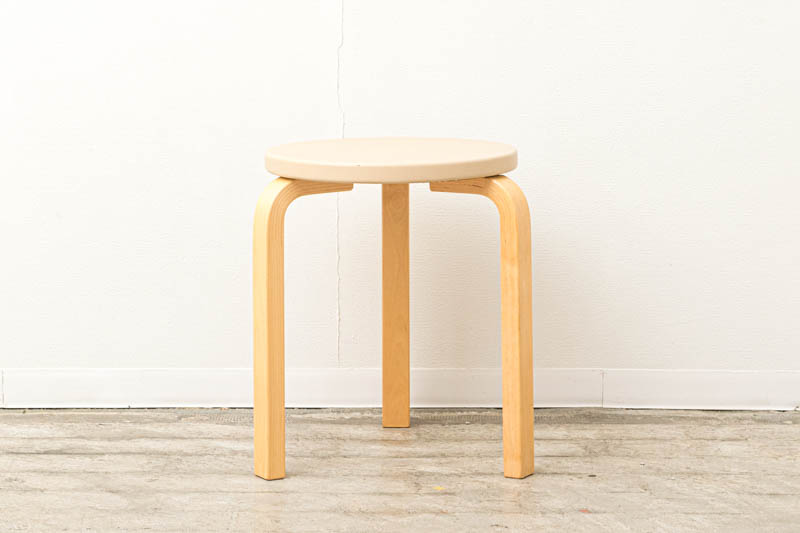 北欧家具　アルヴァ・アアルト　Alvar　Aalto　スツール60