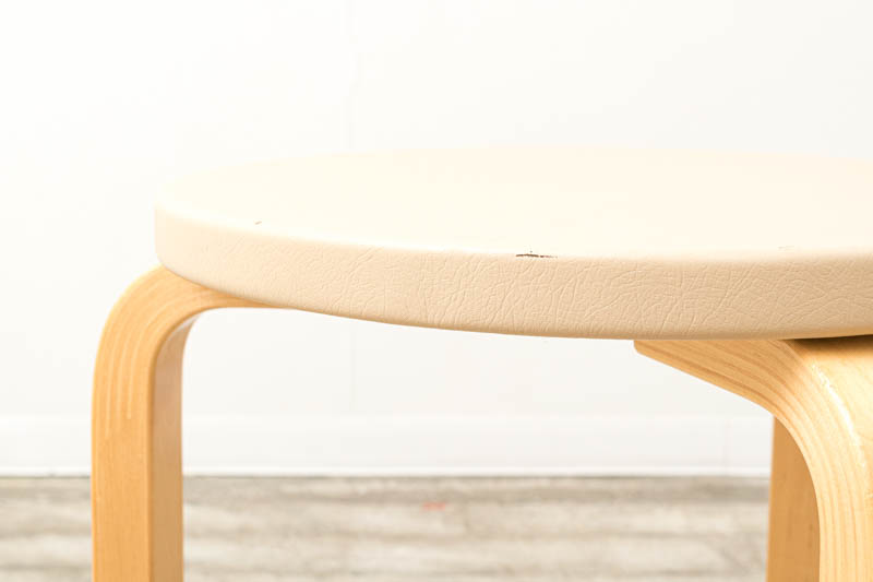 北欧家具　アルヴァ・アアルト　Alvar　Aalto　スツール60