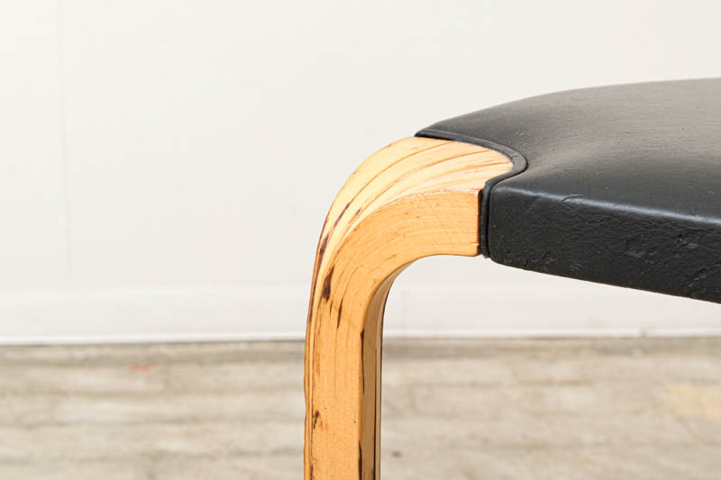 北欧家具　アルヴァ・アアルト　Alvar　Aalto　スツール60
