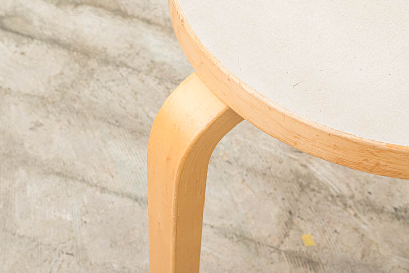 北欧家具　アルヴァ・アアルト　Alvar　Aalto　スツール60