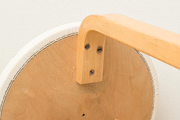 北欧家具　アルヴァ・アアルト　Alvar　Aalto　スツール60