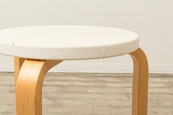 北欧家具　アルヴァ・アアルト　Alvar　Aalto　スツール60