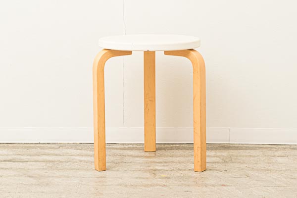 北欧家具　アルヴァ・アアルト　Alvar　Aalto　スツール60