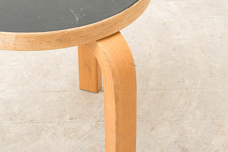 北欧家具　アルヴァ・アアルト　Alvar　Aalto　スツール60