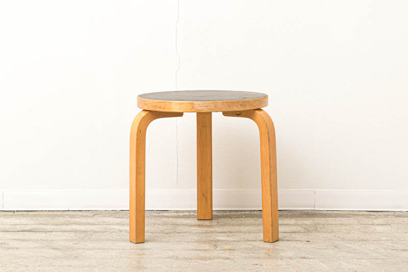 北欧家具　アルヴァ・アアルト　Alvar　Aalto　スツール60
