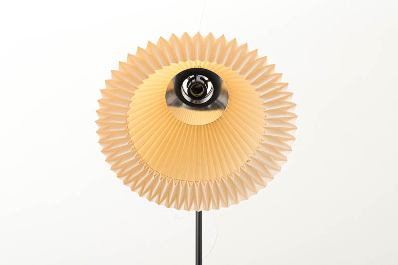 フィンランド製 フロアランプ