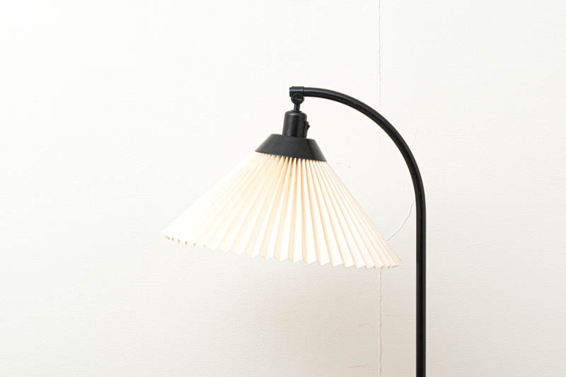 フィンランド製　フロアランプ