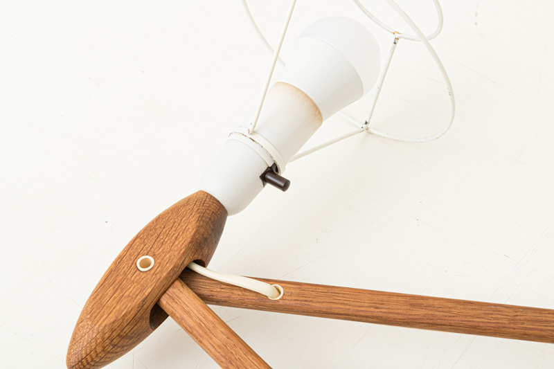 北欧家具　デンマーク　le klint　ブラケットランプ