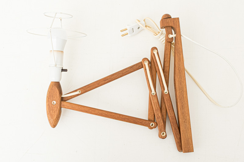 北欧家具　デンマーク　le klint　ブラケットランプ