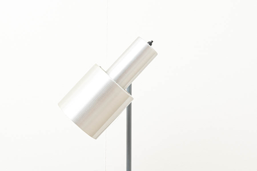 デンマーク製　フロアランプ