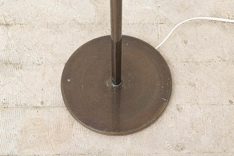 デンマーク製　フロアランプ