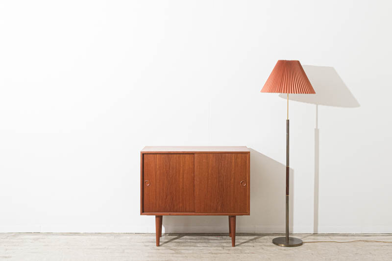 デンマーク製　フロアランプ