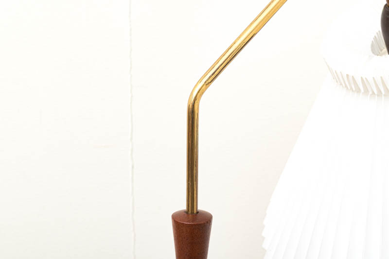 デンマーク製　フロアランプ