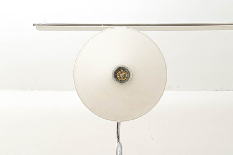 デンマーク製　フロアランプ