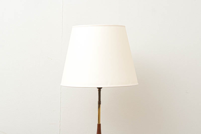 デンマーク製　フロアランプ