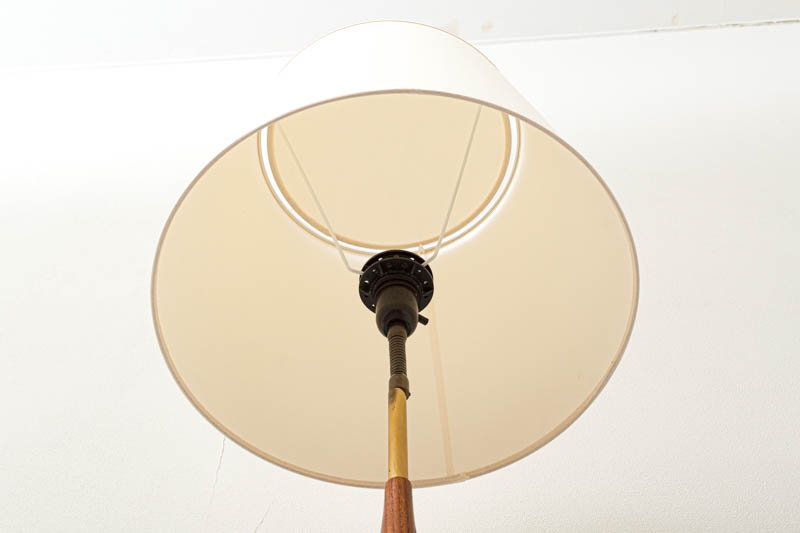 デンマーク製　フロアランプ