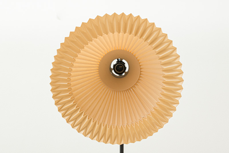 フィンランド製　デスクランプ