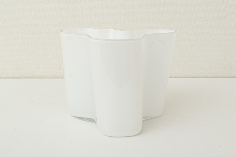 アアルト ヴィンテージハンドサイン三角シールフラワーベース16cm 北欧家具 talo フィンランド製 アルヴァ・アアルト/Alvar Aalto