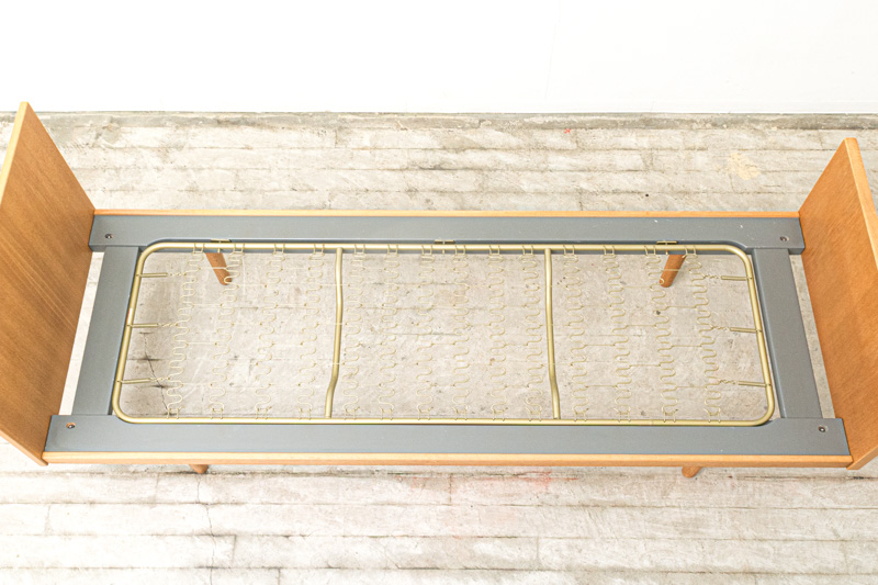 北欧家具　フィンランド製　アルヴァ・アアルト　ブックシェルフ