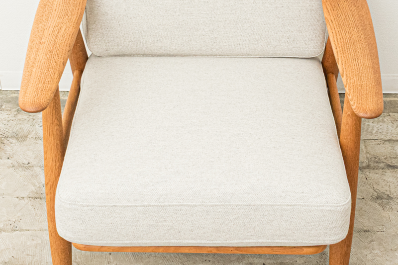 北欧家具　デンマーク　ハンス・J・ウェグナー　GE240　シングルソファ