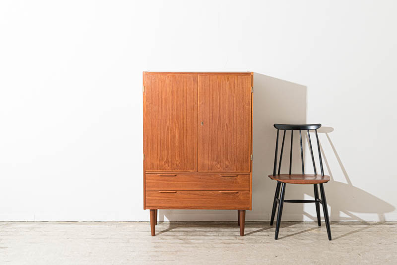 北欧家具 ビンテージ ハイキャビネット