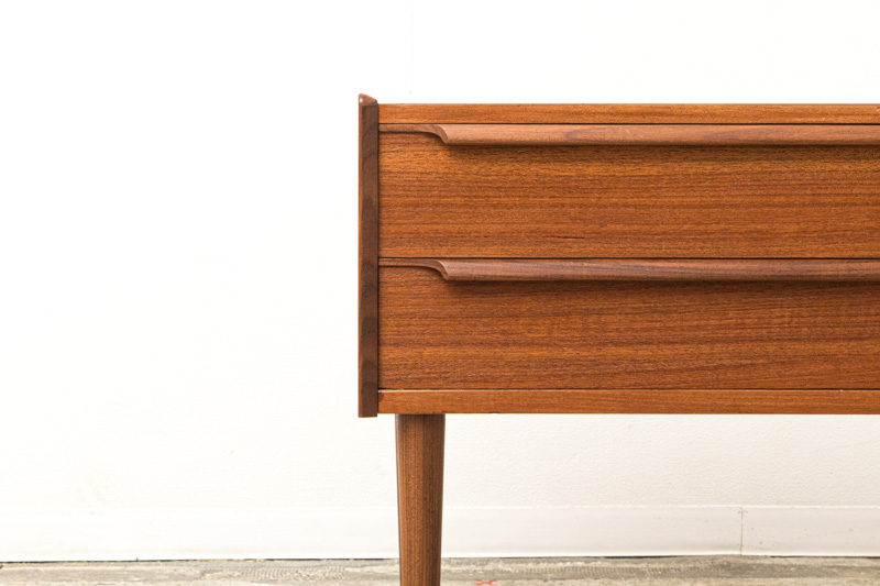 北欧家具　デンマーク　チェスト