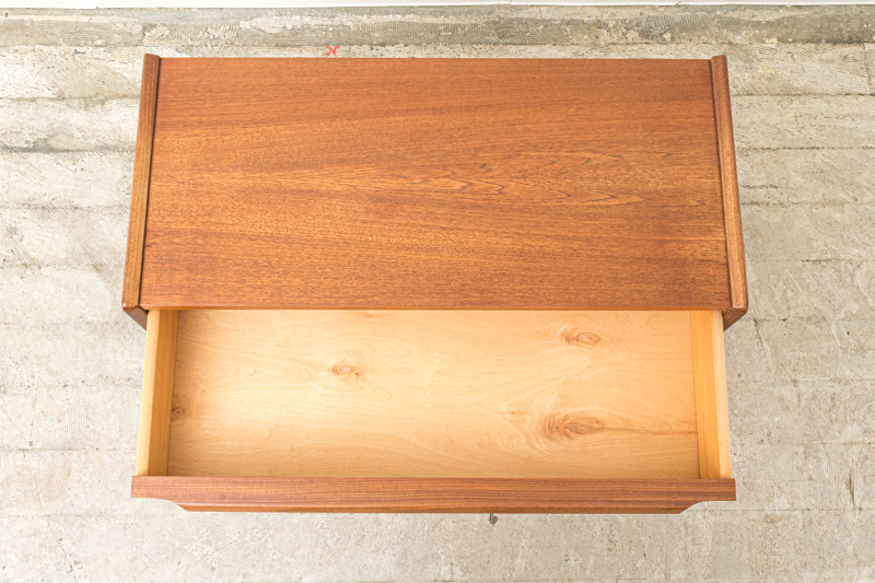 北欧家具　デンマーク　チェスト