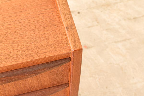北欧家具　デンマーク　チェスト