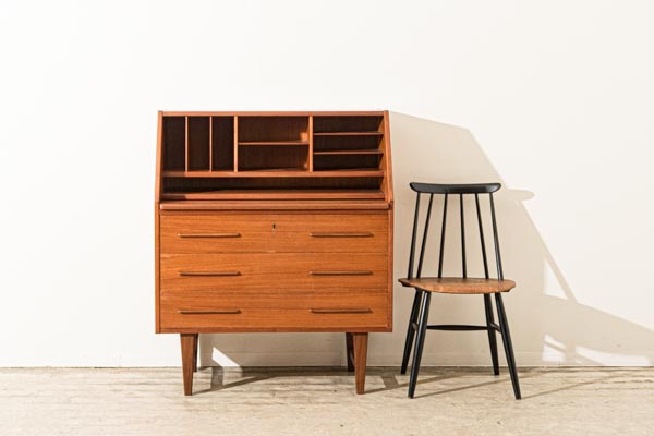 北欧家具　デンマーク　ライティングデスク