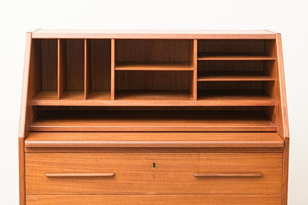 北欧家具　デンマーク　ライティングデスク