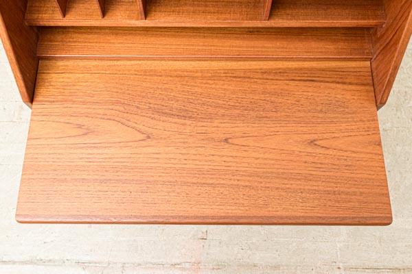 北欧家具　デンマーク　ライティングデスク