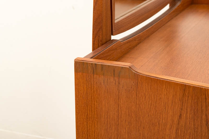 北欧家具　デンマーク　ライティングデスク