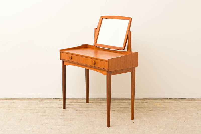 北欧家具　デンマーク　ライティングデスク