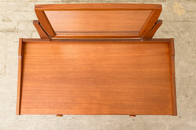 北欧家具 talo デンマーク製 ビンテージ ドレッサー